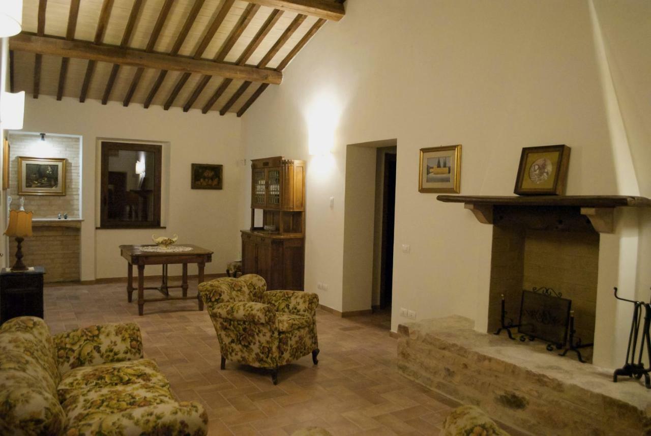 Villa Licinia Foligno Exterior foto
