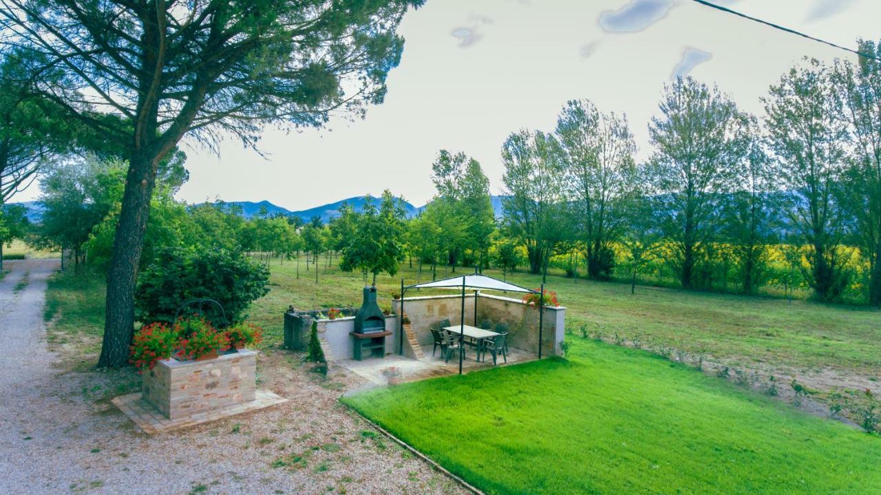 Villa Licinia Foligno Exterior foto